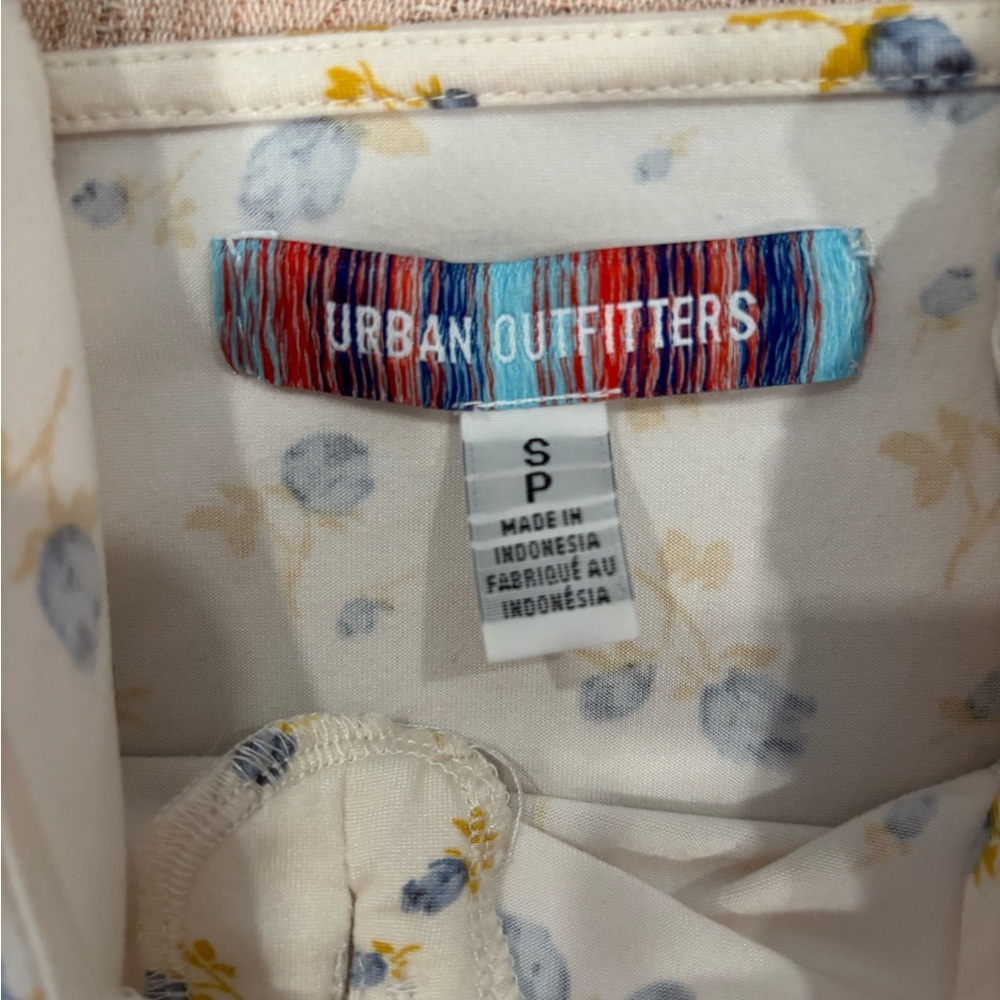 Urban Outfitters Elenor Midi Dress with Yellow & Blue Floral Print size Small - Picture 16 of 16